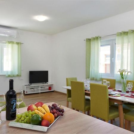 Apartment Olivix Pula Exterior foto